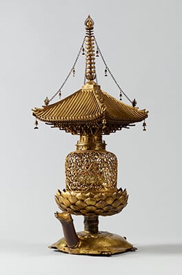 圖9 國寶 鎌倉時代13世紀〈金龜舍利塔〉，奈良唐招提寺藏。