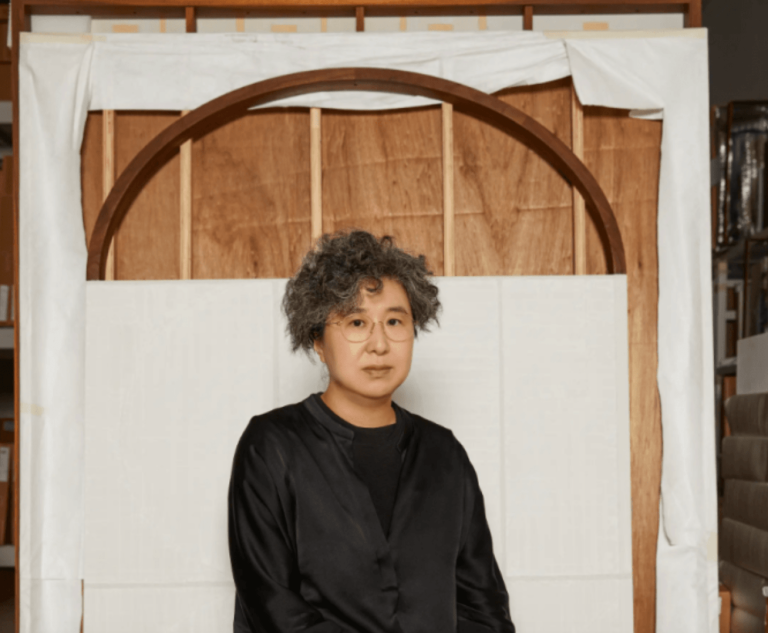 藝聞摘要：臺灣錄像藝術亮相芝加哥藝術博覽會、何子彥被任命為2026年光州雙年展藝術總監、韓國藝術家Suki Seokyeong Kang病逝、2025年透納獎入圍名單公布、荒川Nash醫代表日本參加威尼斯雙年展