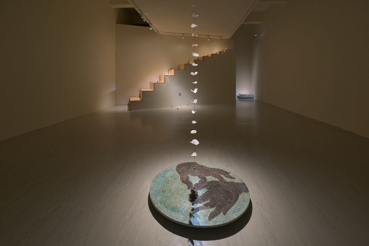 「天地與家屋—微驅」，臺北市立美術館，2024。（攝影／楊祐丞，藝術家提供）