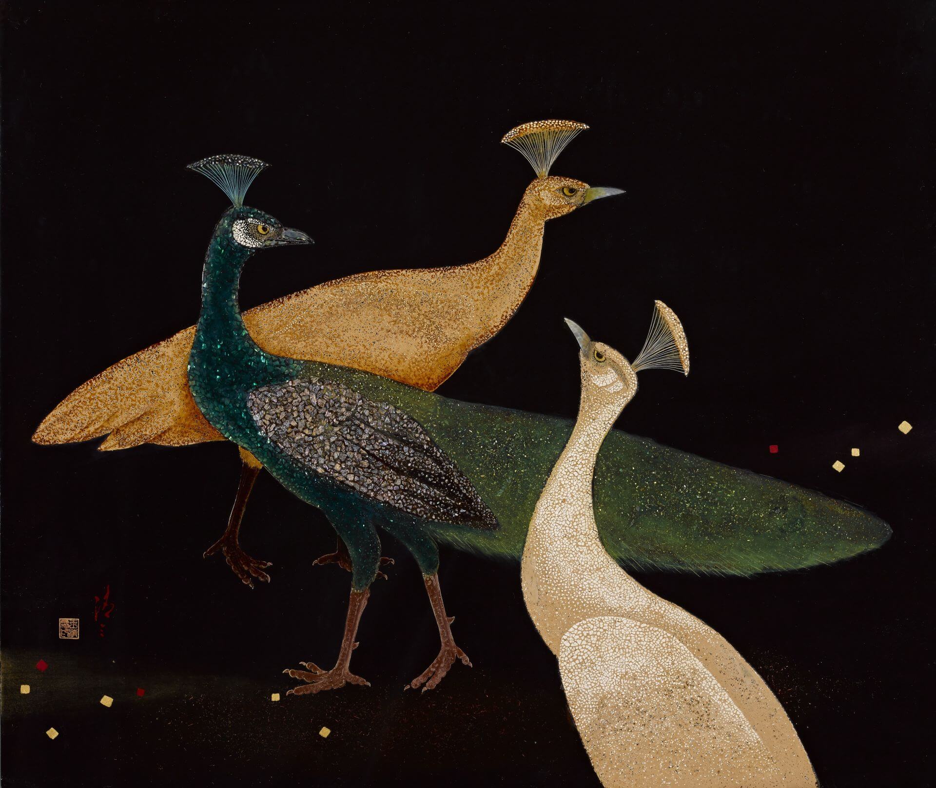 王清霜《佇聆孔雀》，2001，木板、天然漆、螺鈿。（臺中市立美術館提供）