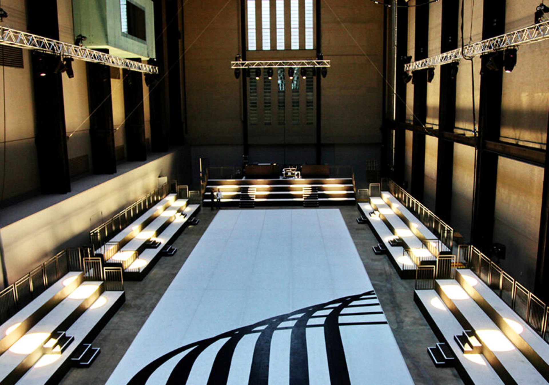 英國泰德美術館渦輪大廳（Turbine Hall）。圖片取自： Tate Modern