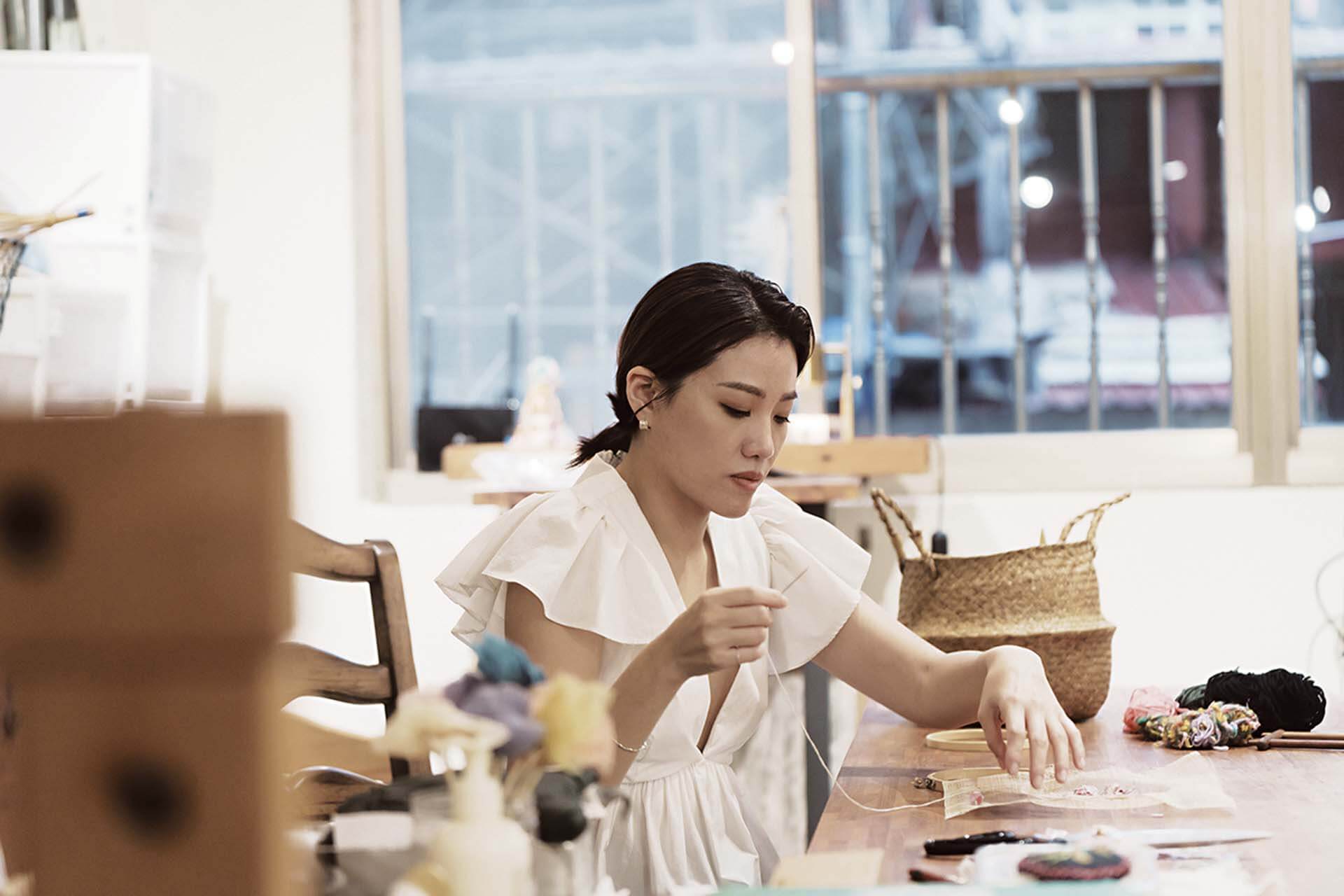 纖維藝術家、「糸島織物mee.textile」創辦人鍾瓊儀。（圖／國立臺灣工藝研究發展中心）