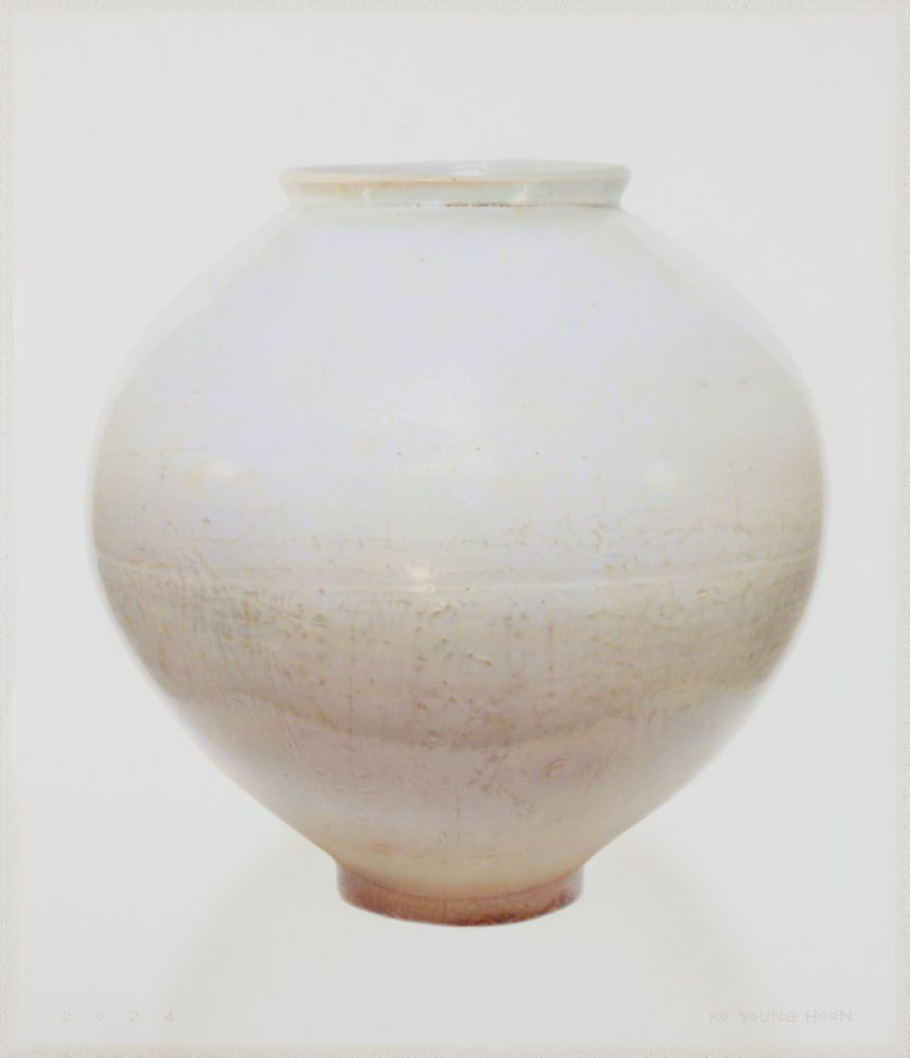 Ko Younghoon, Jar on Dream 24-10D, Acrylic on plaster and canvas, 77 × 86 × 4 cm, 2024. © Courtesy of Gana Art