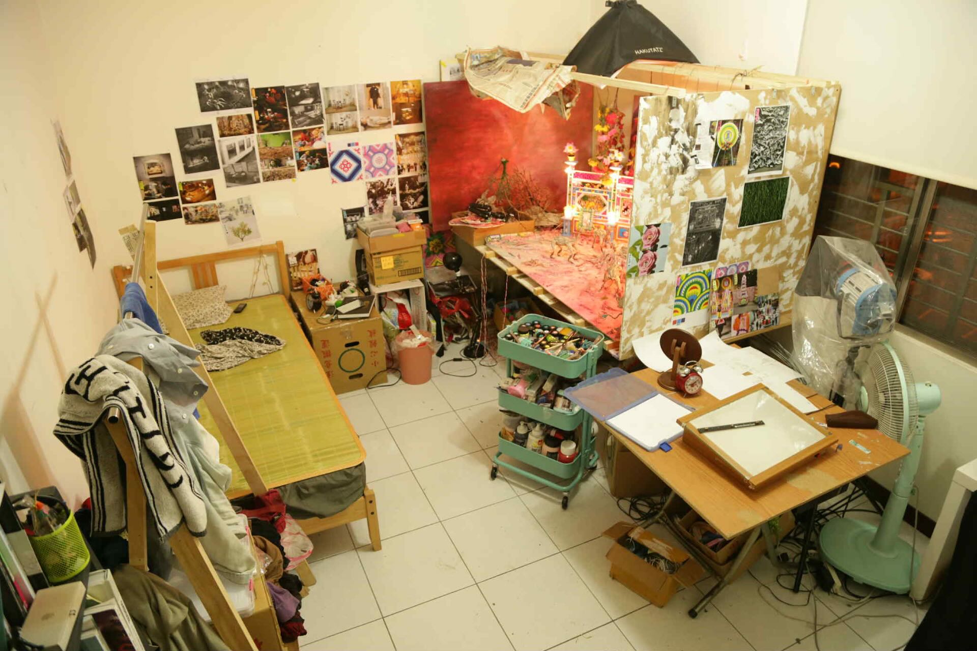 張徐展創作該件作品的工作現場。張徐展提供