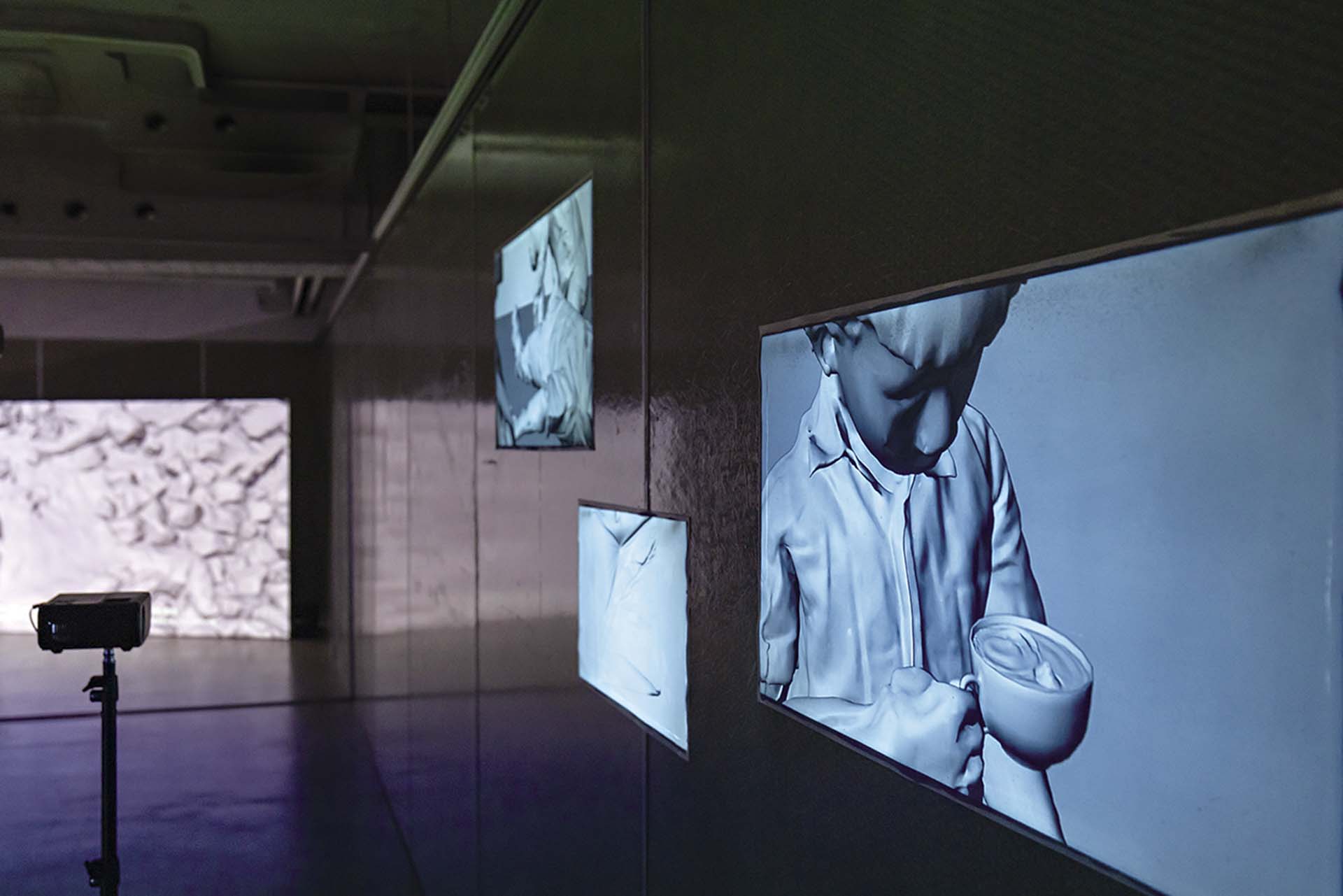 「災變論：許哲瑜個展」展場一隅。（攝影／汪正翔、洪建全教育文化，基金會提供）