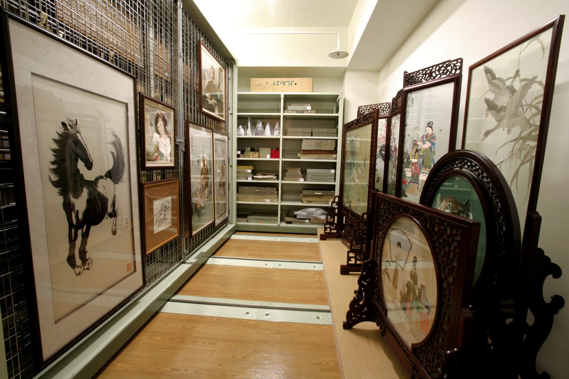 圖為鳳甲美術館圖書館。（圖片取自鳳甲美術館官網）