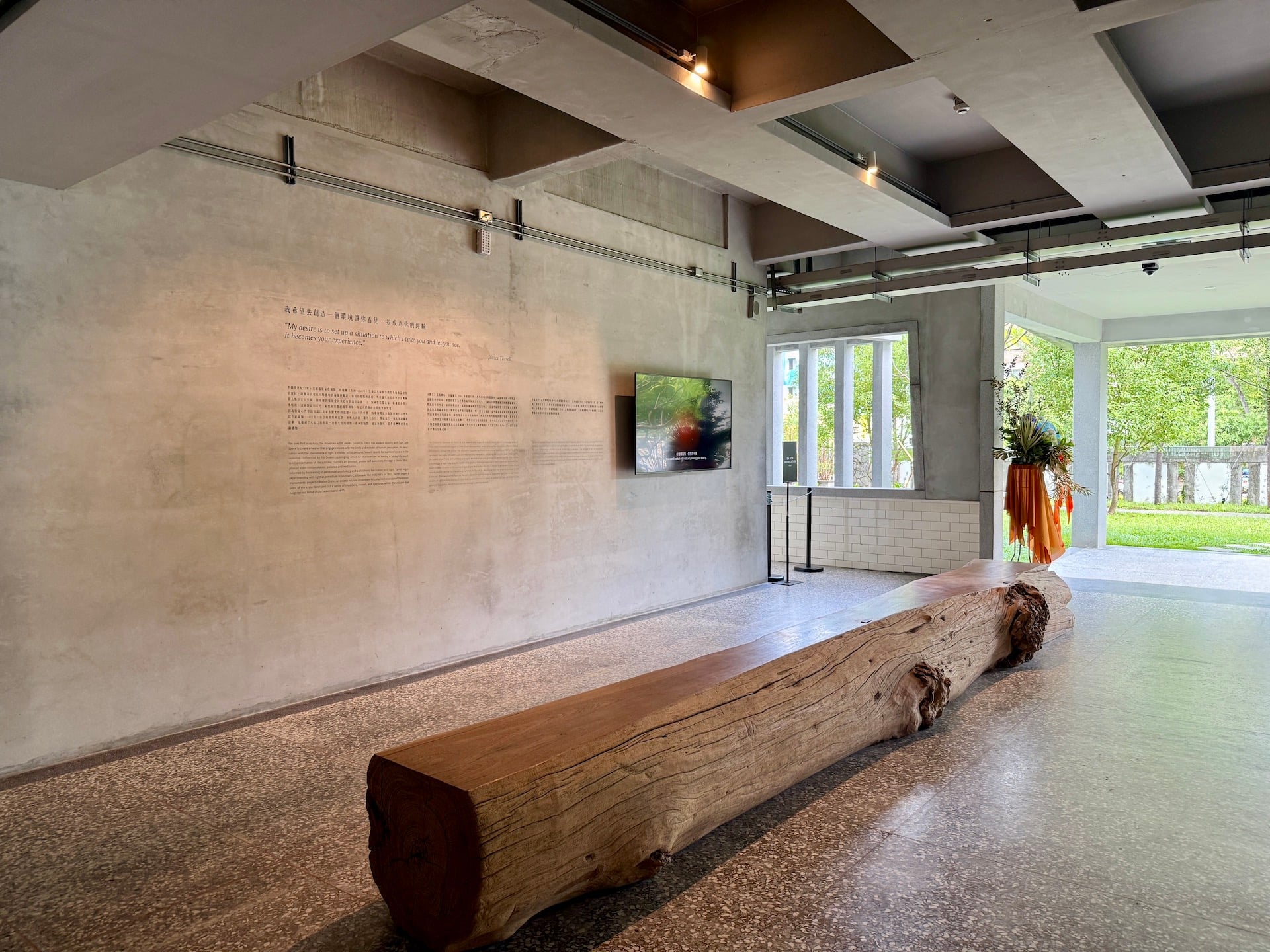 金馬賓館當代美術館一樓川堂。（攝影／朱佑霖）