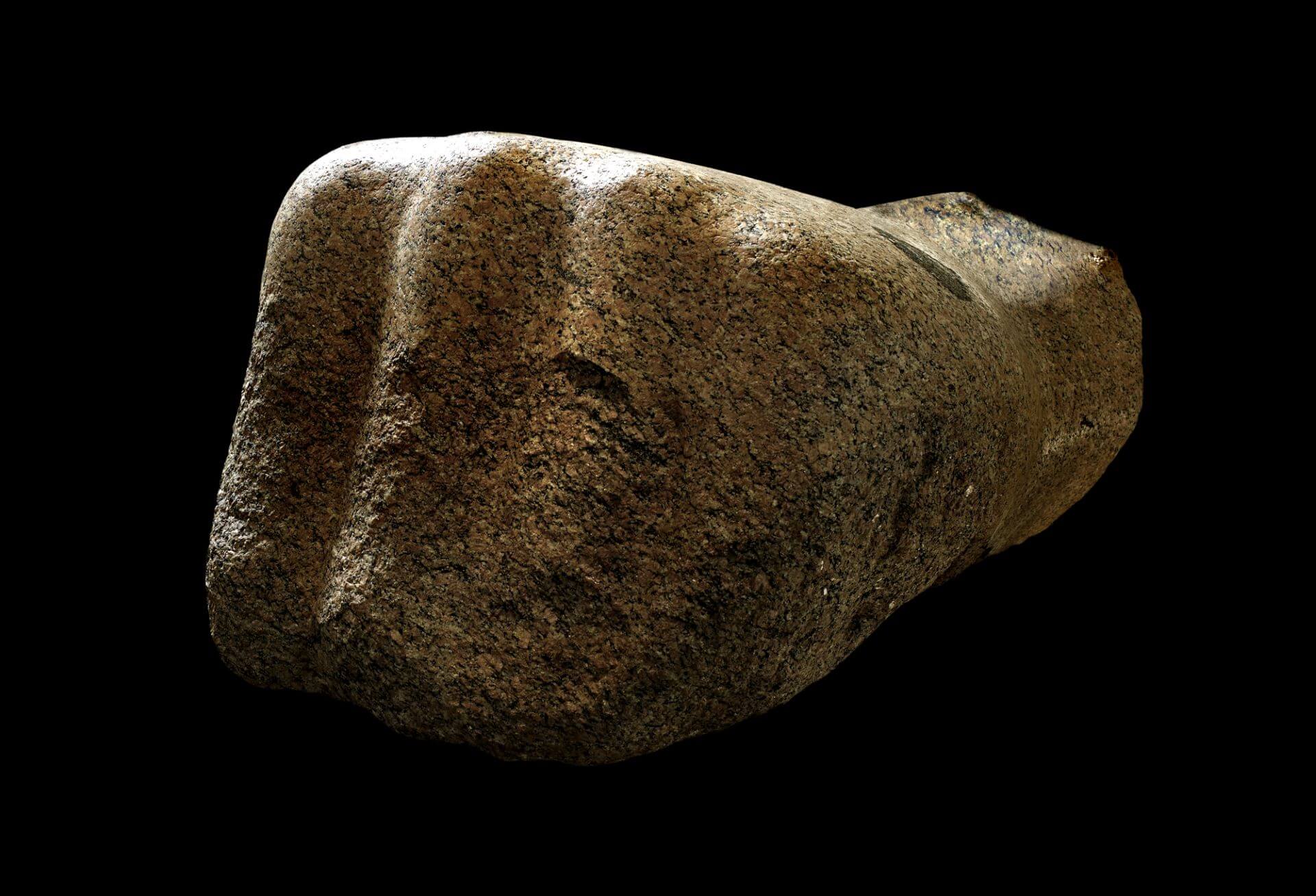 拉美西斯二世巨像的拳頭，約西元前1279–1213年。（EA9）(© The Trustees of the British Museum)