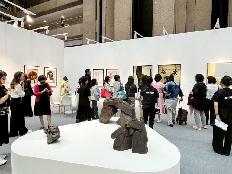 【ART TAIPEI 2025】預展現場的臺灣藝術市場脈動:2025 ART TAIPEI精選展位(下)