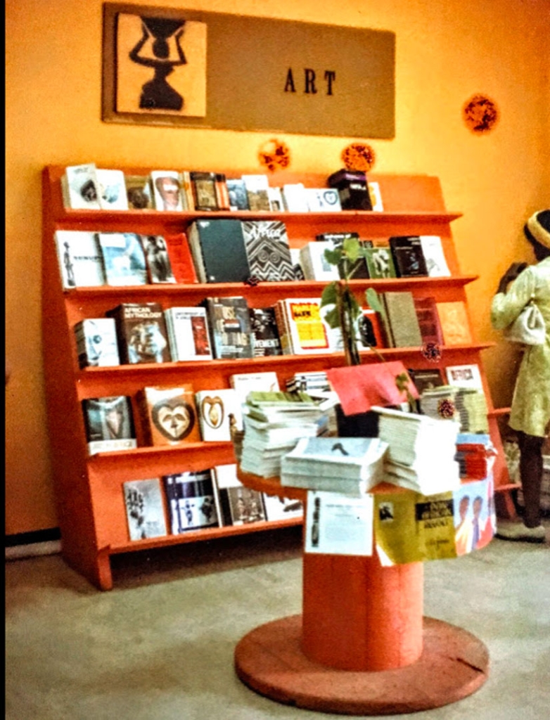 書店內部圖片來源：https://sncclegacyproject.org/drum-spear-bookstore-and-press/