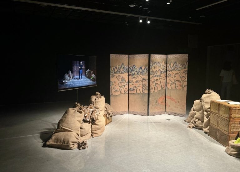 如何成為「臺灣人」的樣子？一篇看懂2025臺灣美術雙年展「黑水」