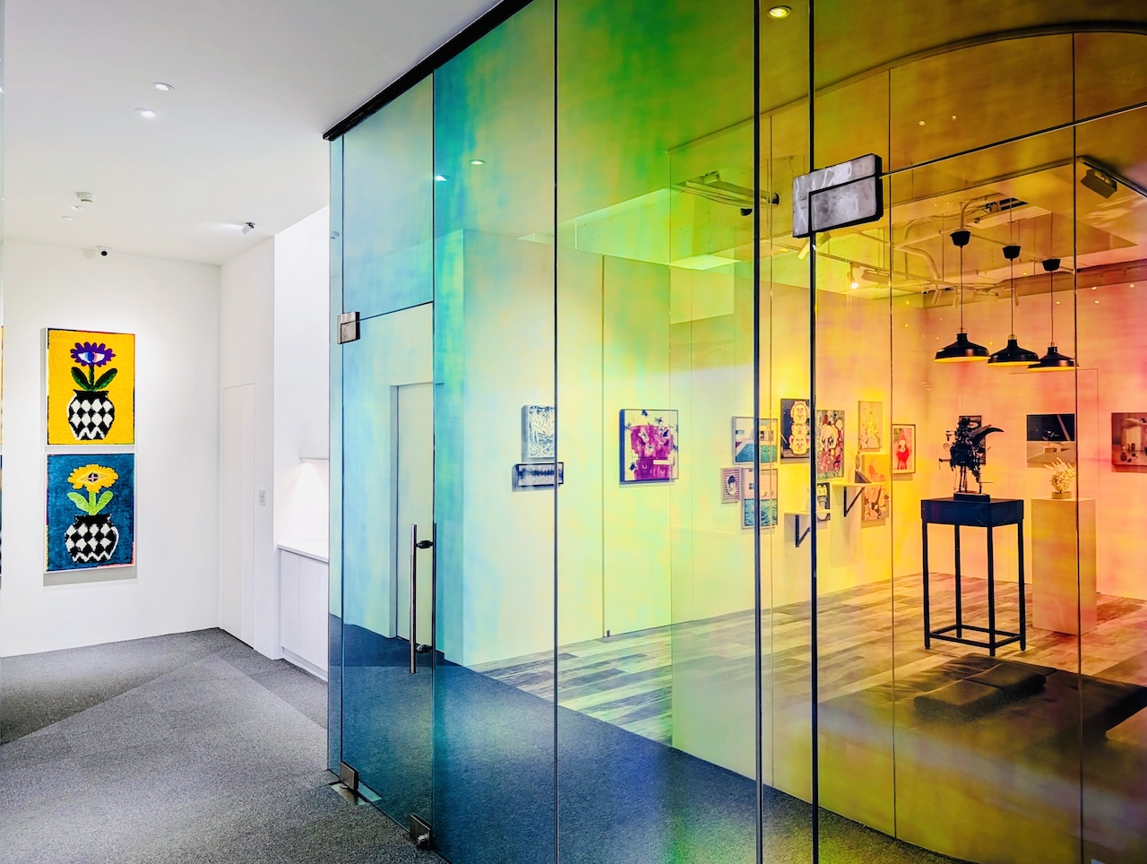 雙展廳之一的「Idea Lab」空間一隅。（雷相畫廊提供）