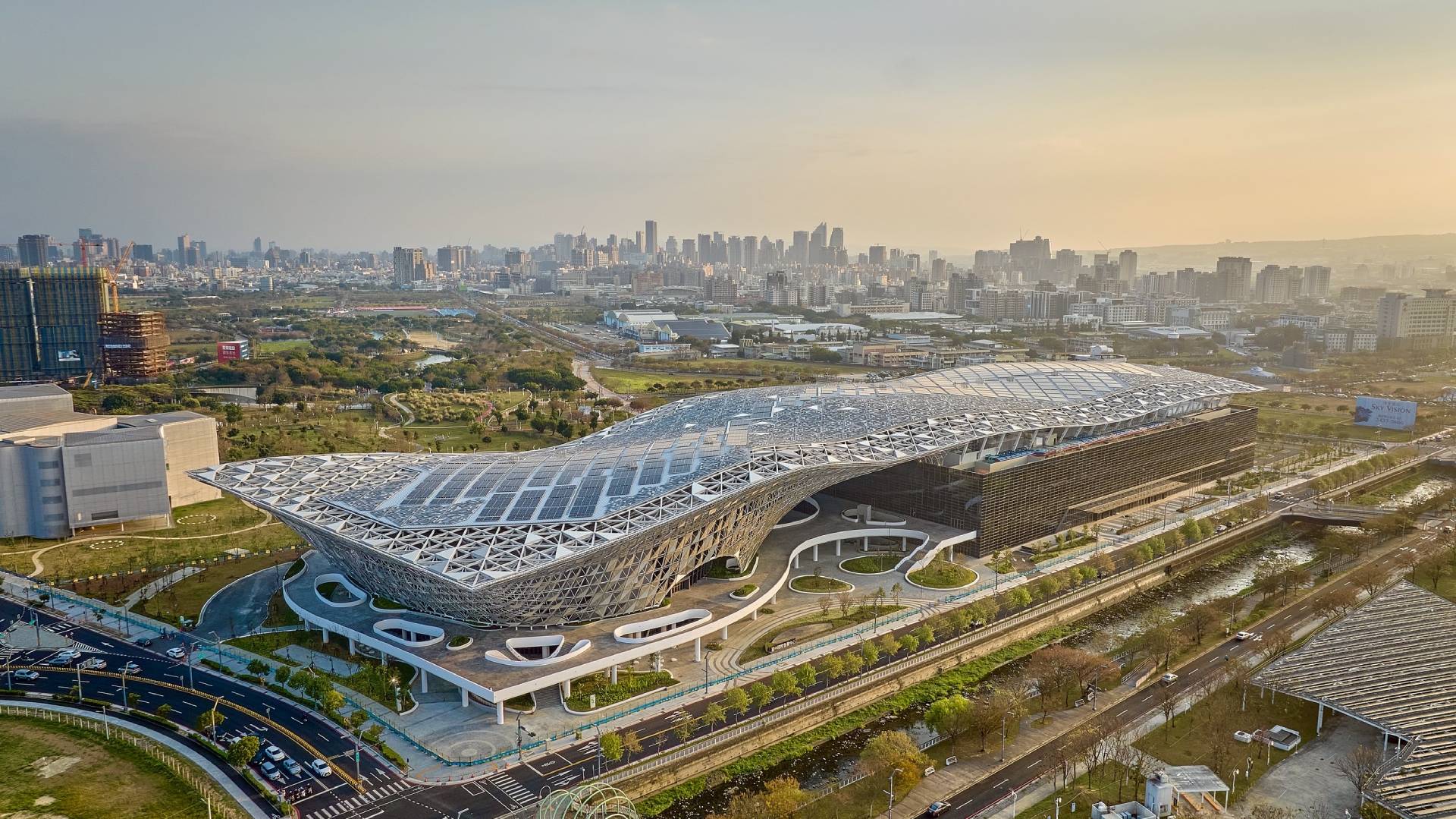 臺中國際會展中心空拍圖。（臺中市立美術館提供）
