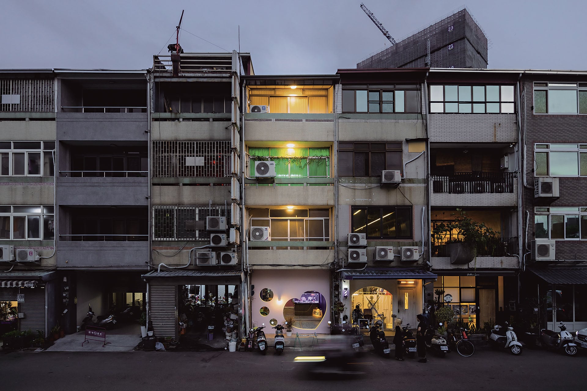 圖為毛刺空間全棟外觀。（攝影／蔡昕翰）