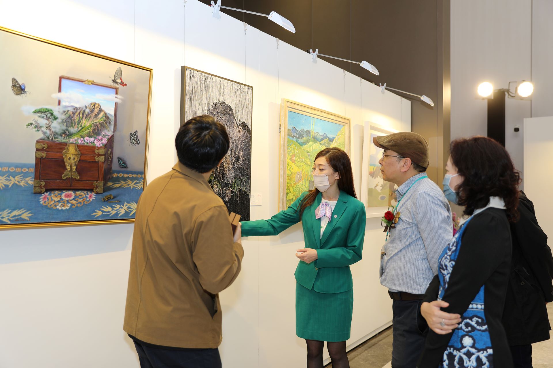2022年「畫家畫玉山」巡迴展覽。（玉山銀行提供）