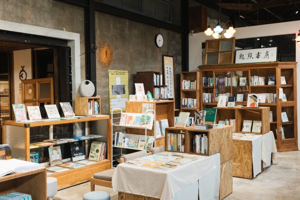 隨著倉庫空間流動轉變，2025年書店在中山168的樣貌