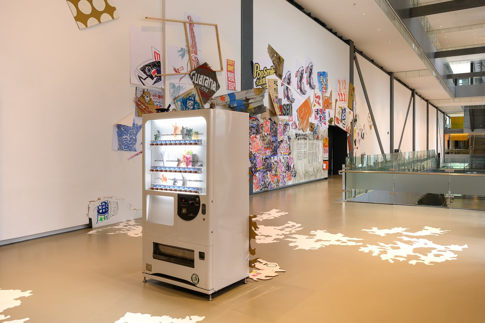 邱子晏（CIOU-Zih-yan），《販賣機》（Vending-Machine），2026。（攝影／王世邦，新北市美術館提供）