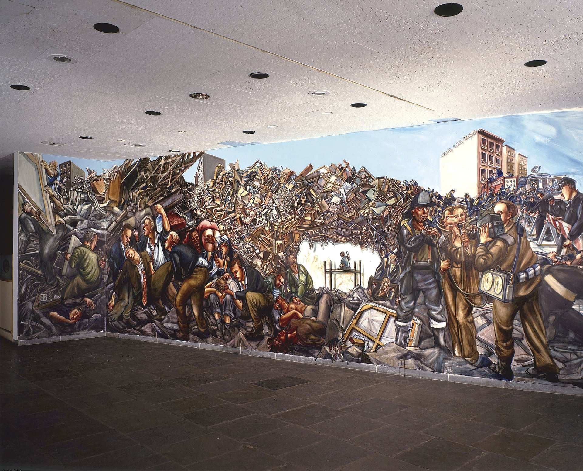 尼可．艾森曼，《被炸毀的惠特尼》(Exploding Whitney Mural)，1995。裝置現場，惠特尼美國藝術博物館，紐約 © Nicole Eisenman