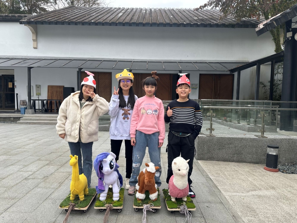 茶博館新春期間推出老少咸宜的「茶馬古道」賽馬活動，邀請大家一同喜迎金馬年！