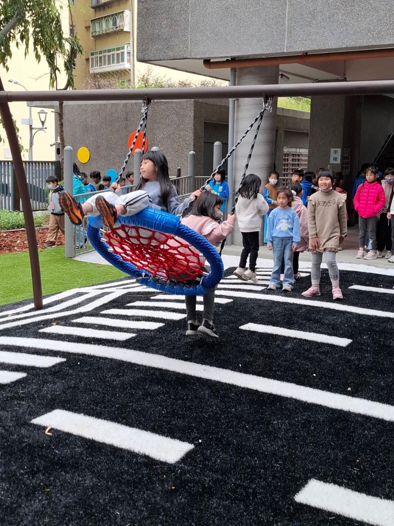 新和航站啟航！北市學校第31座共融式遊戲場陪孩子從夢想出發 勇敢飛向世界