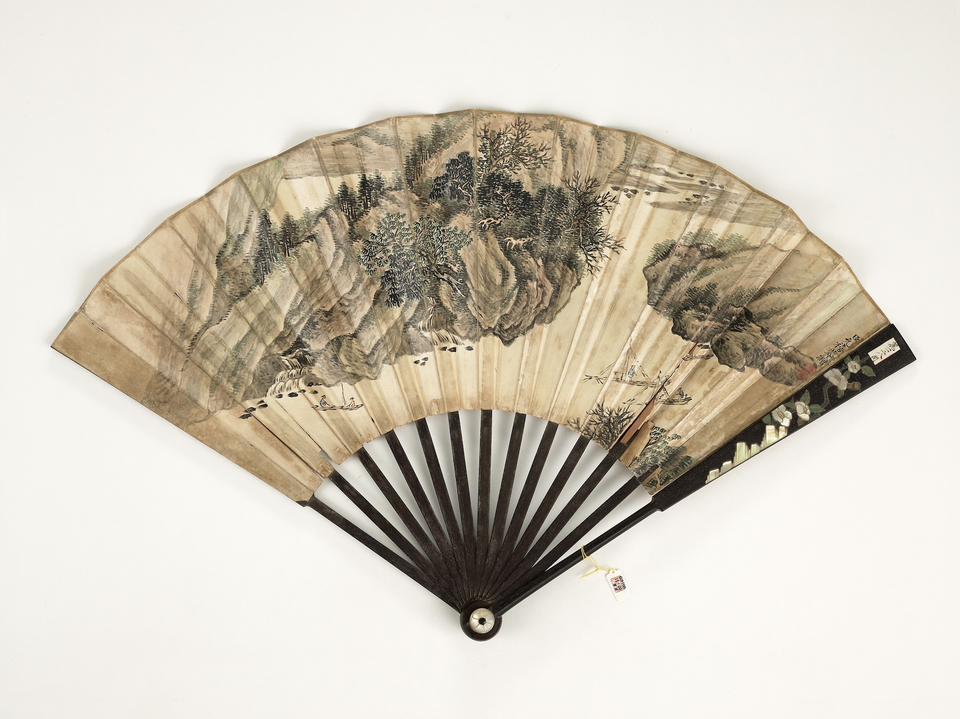 清 允禧|山水 成扇 清代 收藏:國立故宮博物院(台北) CC BY 4.0