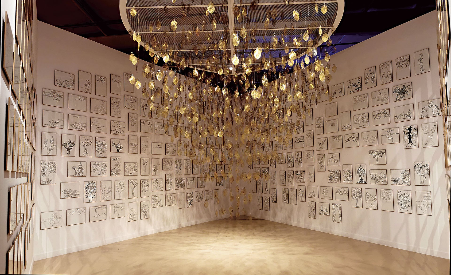 瑪娜爾．阿爾多瓦揚（Manal AlDowayan）的 《Tree of Guardians》 ，2021年展出於迪里耶當代藝術雙年展（Dirayah Contemporary Art Biennale） ，沙烏地阿拉伯。（© Diraya…