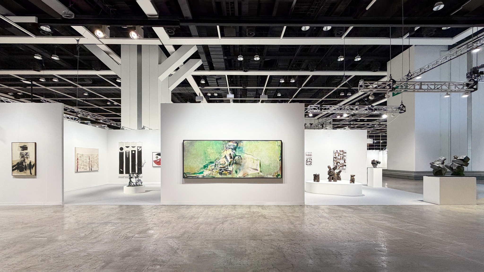 2026巴塞爾香港展會亞洲藝術中心展位現場。（圖／亞洲藝術中心）