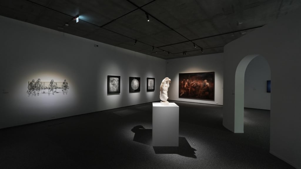 「我們走了十年」典藏展現場。（毓繡美術館提供）