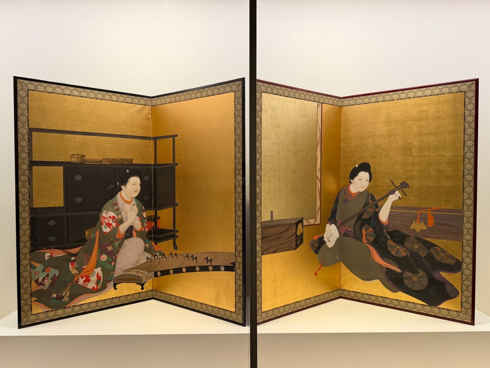 下村觀山,〈元祿美人圖〉,1899,私人收藏。(攝影/顏子軒)
