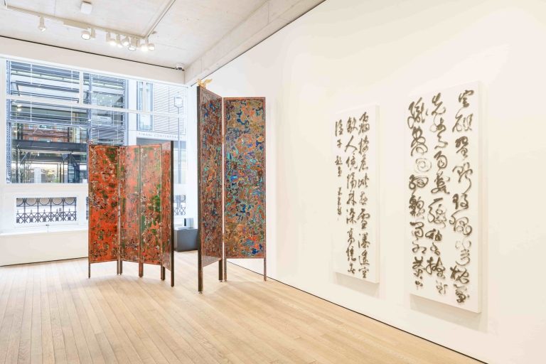 看見臺灣藝術的靈光：專訪大英博物館策展人與「抒情．暴」展覽團隊，解密跨國典藏之幕後