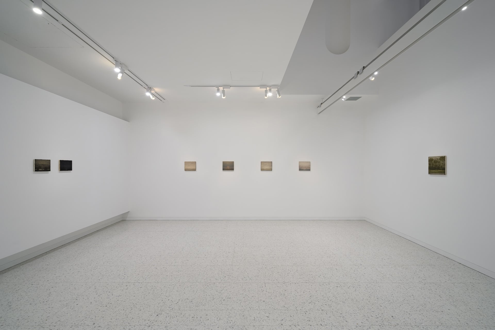 本圖為Lucas Arruda於文心藝所舉辦的「Lucas Arruda 個展」展場畫面。圖為展覽現場。（文心藝所提供）