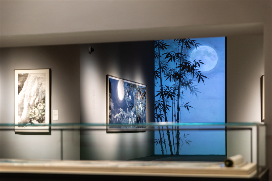 中國國家博物館「歲月如詩入畫夢─劉墉藝術作品展」展場一隅。