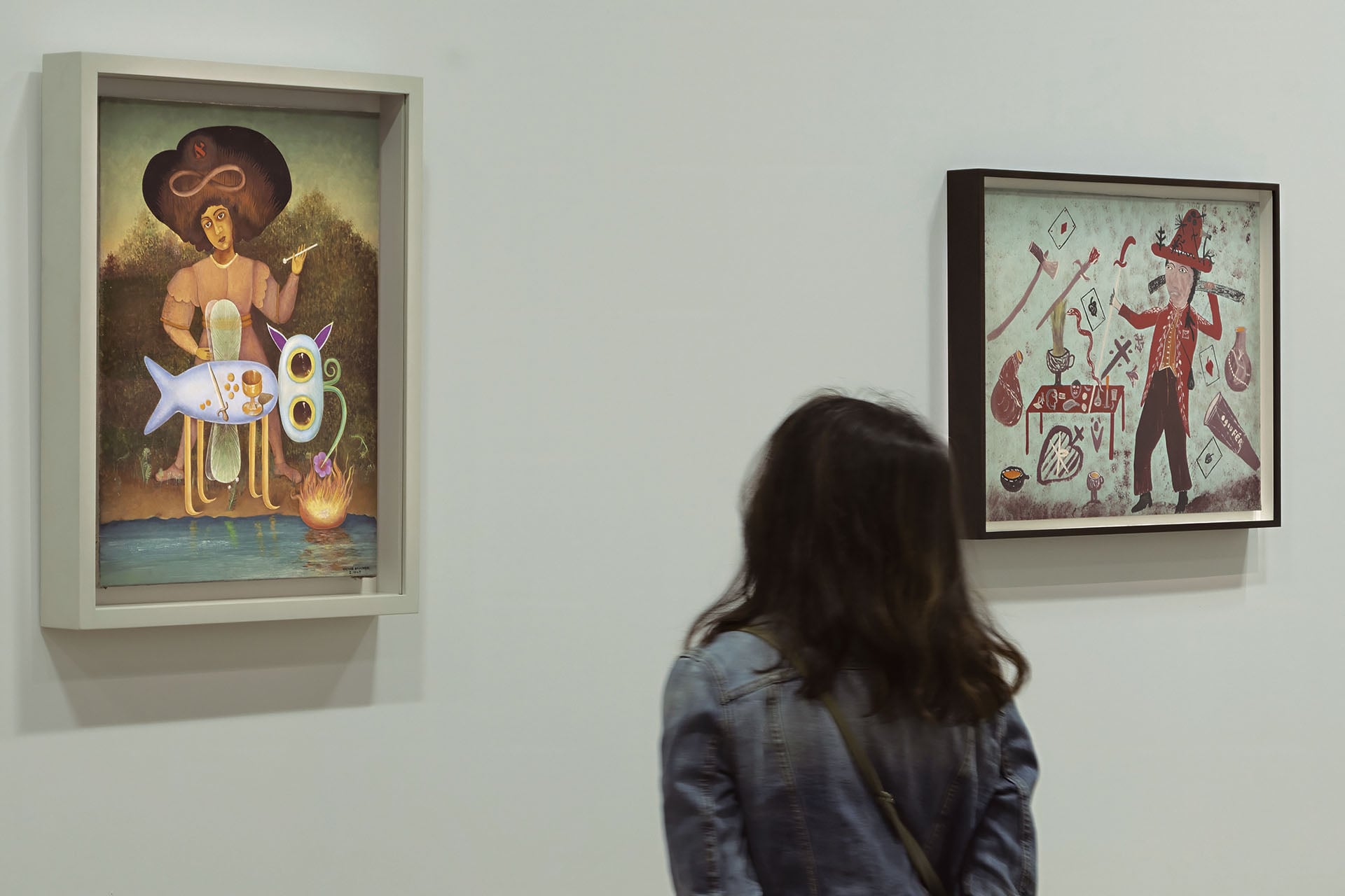 2024年巴黎龐畢度中心舉辦「超現實主義」大型回顧展。圖為展覽現場一景。（攝影／Hervé Véronèse；© Hervé Véronèse）