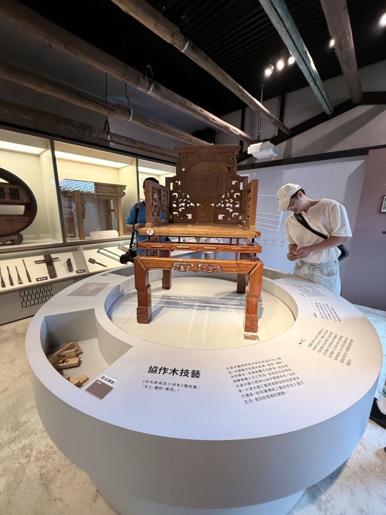 挑戰榫接技術｜攝影 朱家琳