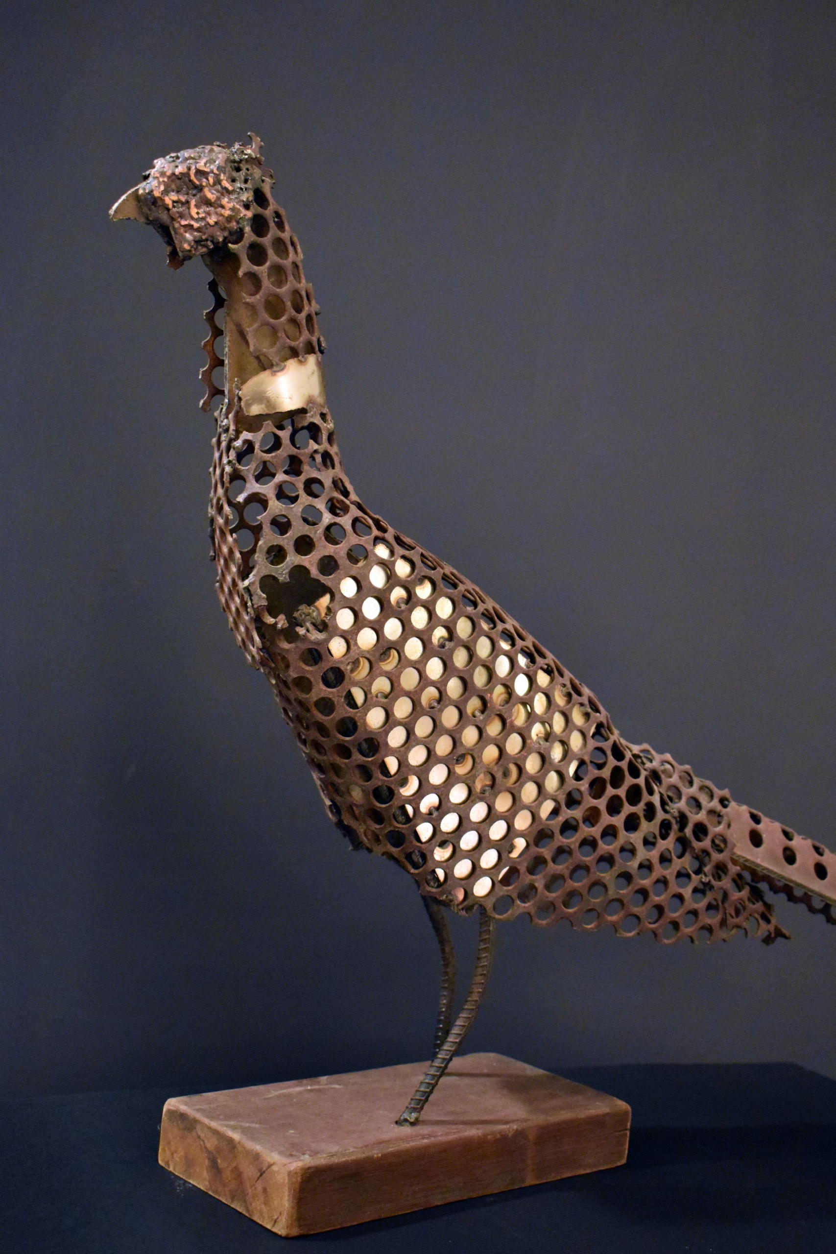 許禮憲，《雉雞》，鐵雕，63×85×13 cm，2010。（形狀藝術提供）