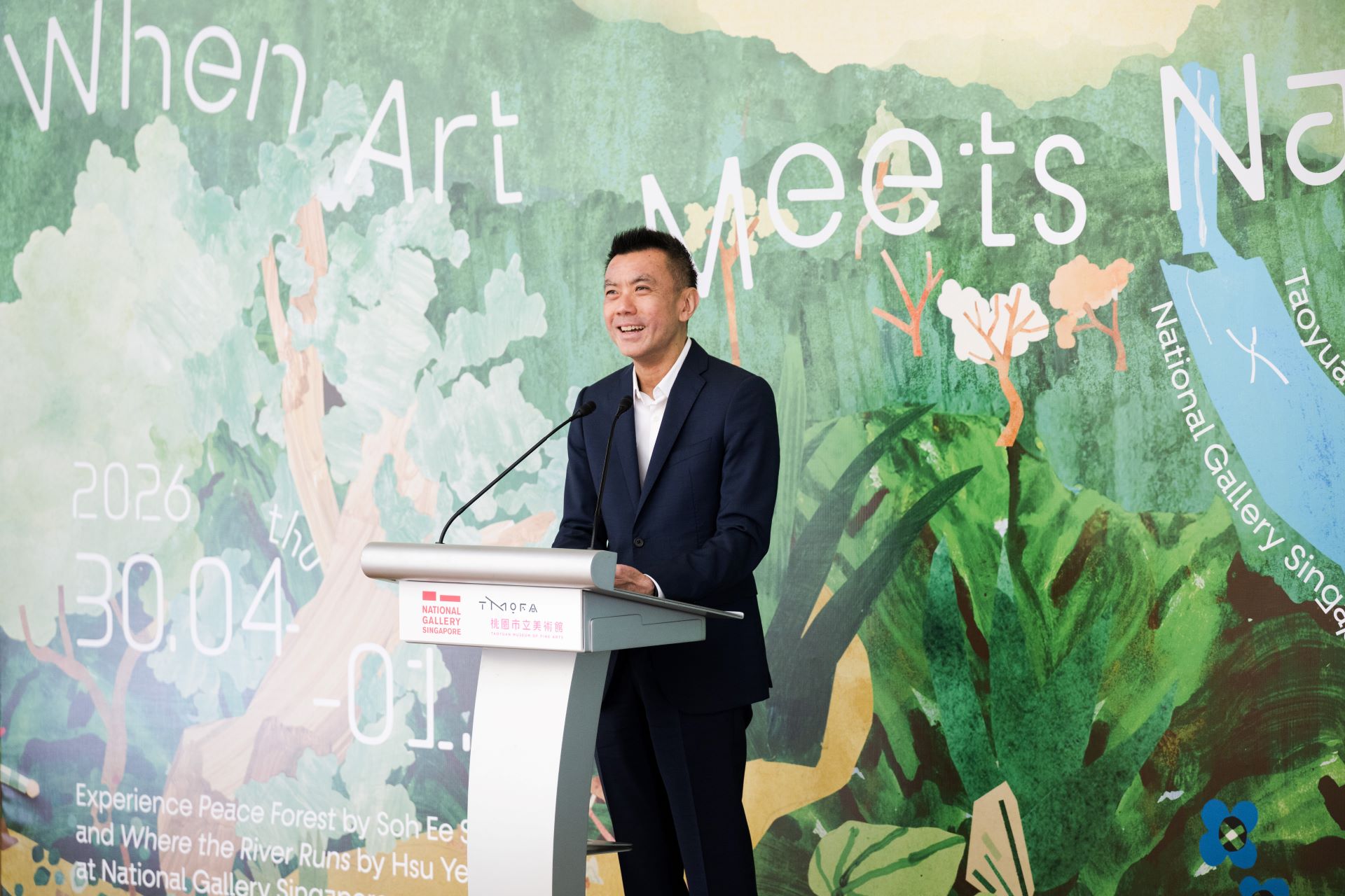 新加坡國家美術館CEO暨館長陳維德(Eugene Tan)博士致詞。(圖片提供／桃園市立美術館｜新加坡國家美術館)