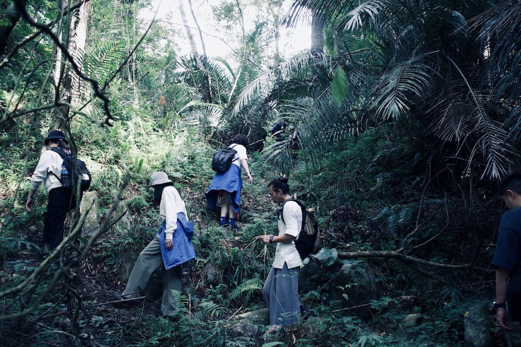 「捻．念．：銅門部落山野之旅」途中一景。（圖／兒路創作藝術工寮，攝影／陳意晴）