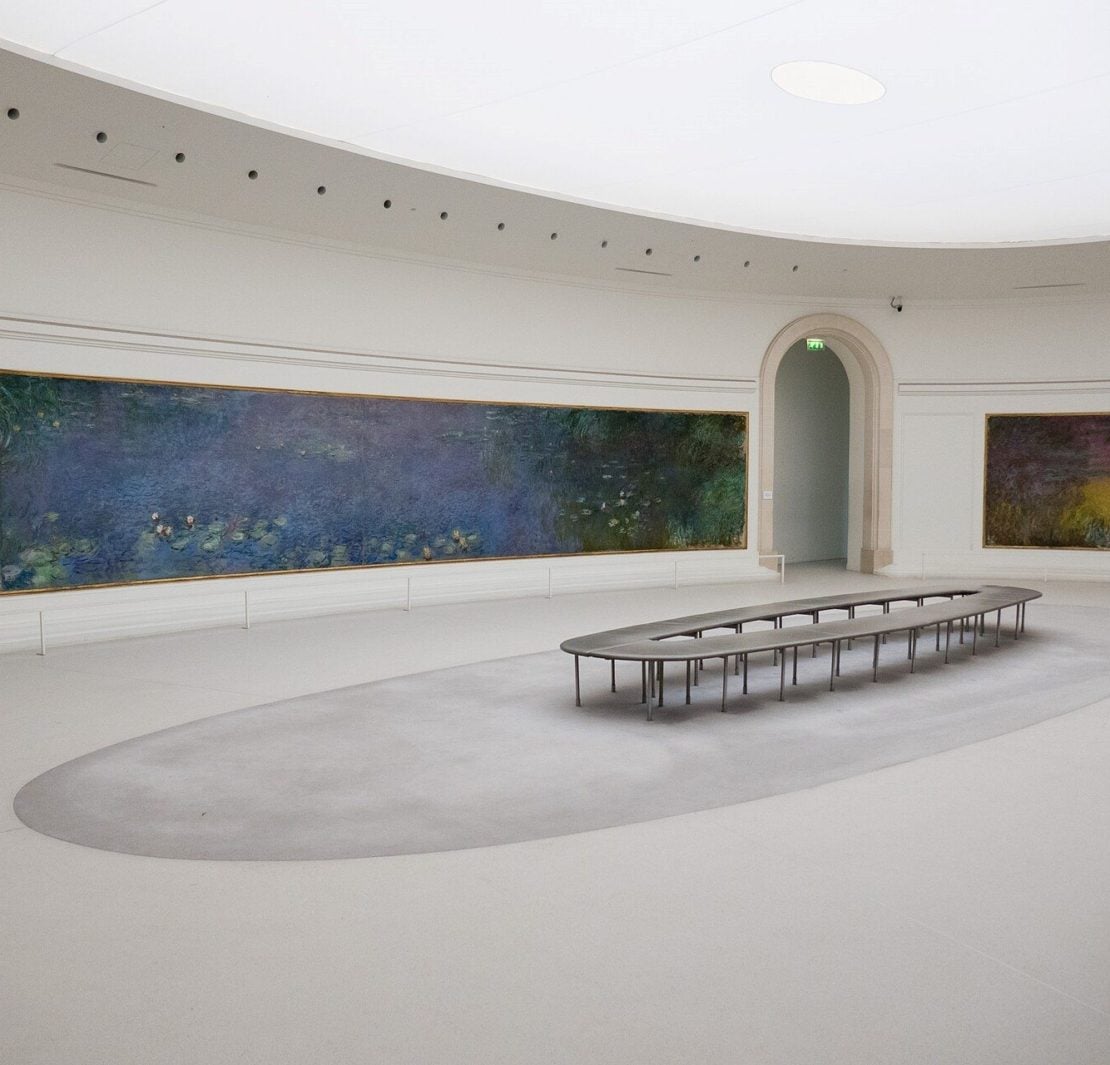 Musée_de_L'Orangerie_Water_Lilies_Room