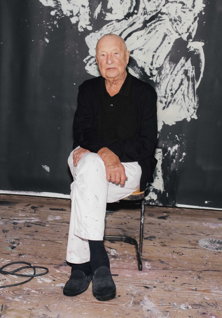 巴塞利茲（Georg Baselitz）在其Ammersee工作室，2021。 © Christoph Schaller