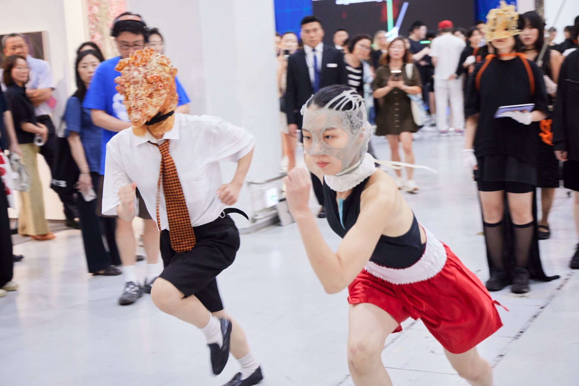 2025斐列茲首爾藝博會「Frieze LIVE」現場一景。Photo by WeCap Studio. Courtesy of Frieze.
