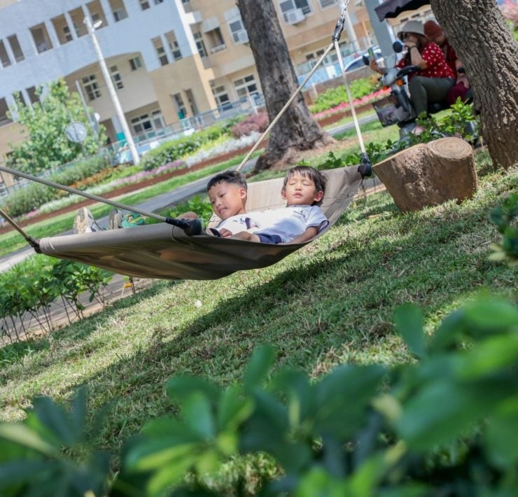 【特色公園】31座吊床全台最多！ 台中后里森林公園「搖籃遊戲場」作伙來躺吊床、吹微風、享芬多精