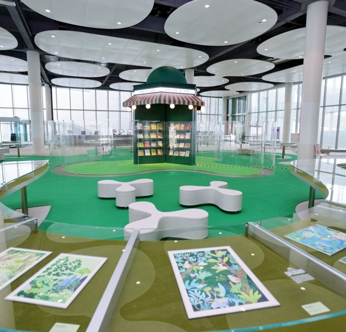 25位臺灣知名插畫家作品齊聚綠美圖 中市圖十週年「散步森林」展療癒開展