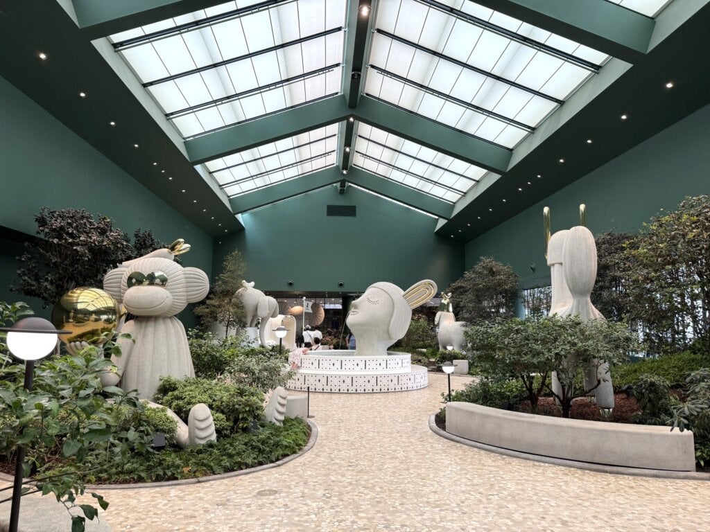 【專欄｜蘇蘇の繪本書店地圖】當百貨公司成為繪本的載體：韓國 MOKA GARDEN 的「體驗型閱讀」