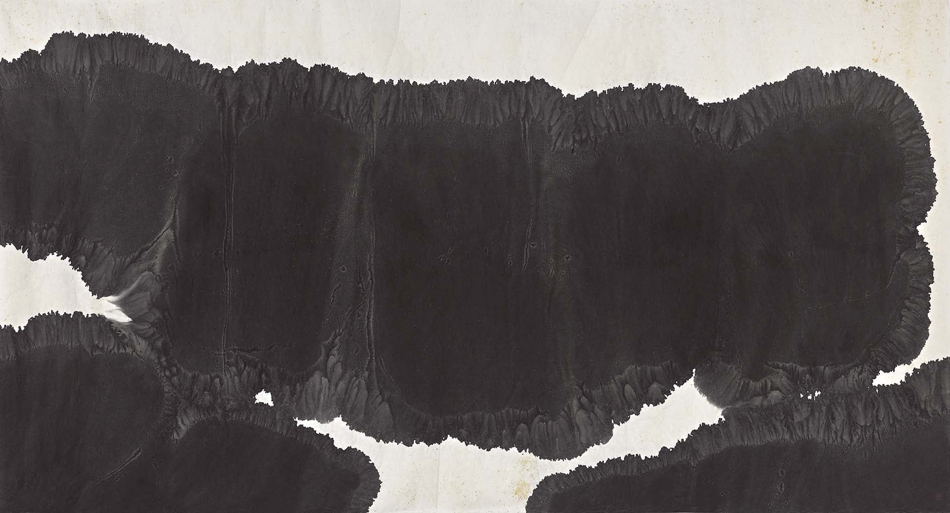 李安成｜無題山水 墨、紙（畫宣板） 97×177.5 cm 2011 高雄市立美術館典藏（圖／高雄市立美術館）