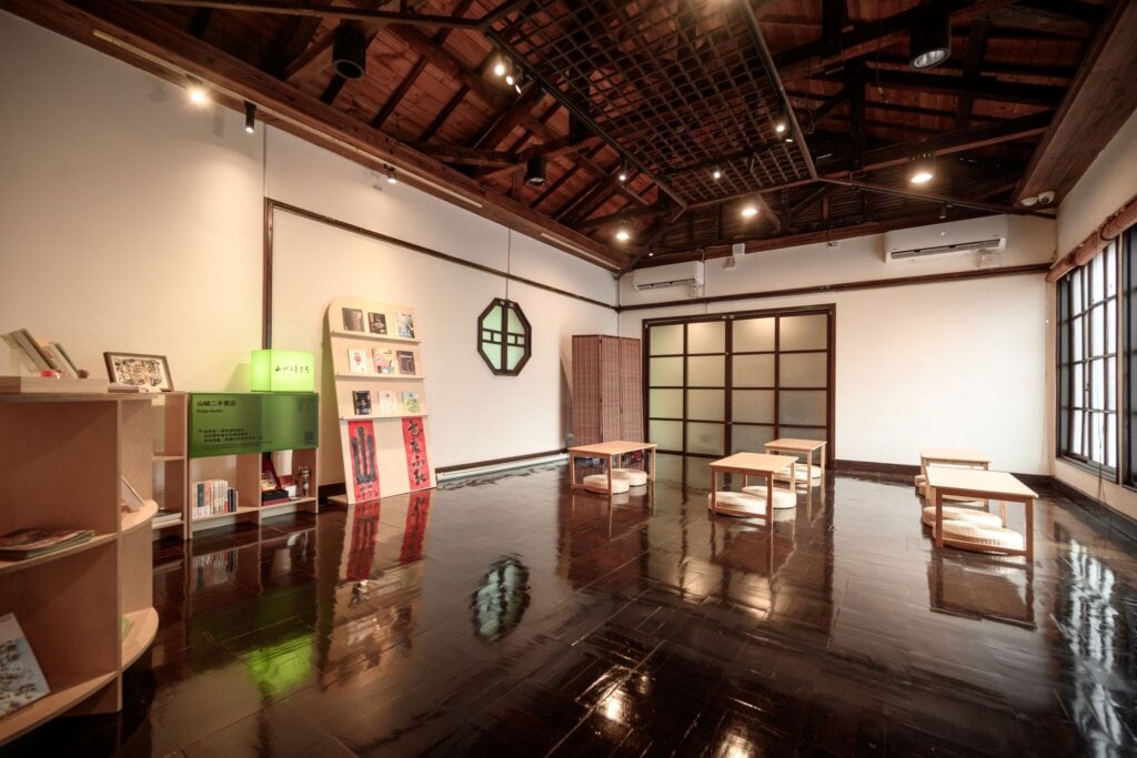 百年老屋修復新生！北投梅庭《閱讀風景線》特展盛大登場 串聯捷運線獨立書店，打造臺北閱讀文化新平台