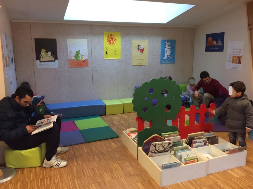 幼兒閱讀區改裝前