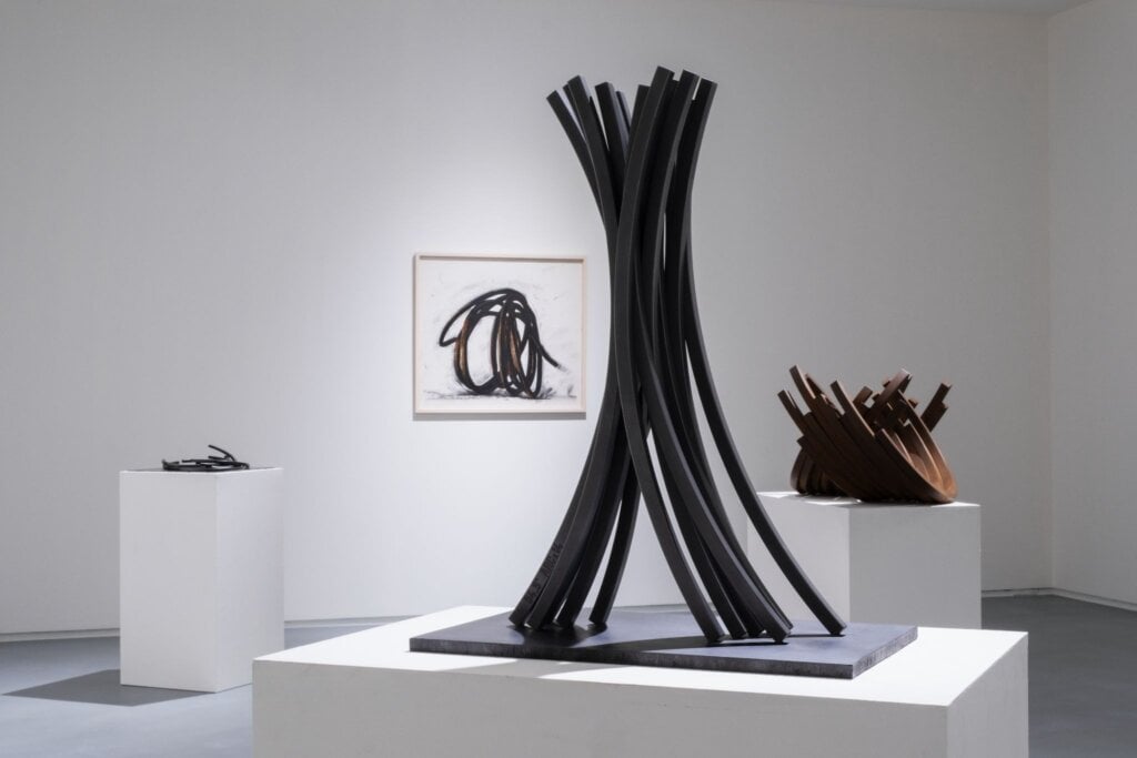 亞洲藝術中心「Bernar Venet: Indeterminate Radicality」展場一景。 （圖片提供：亞洲藝術中心）