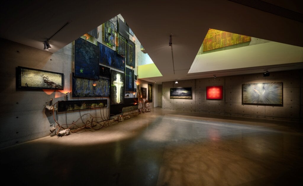 江賢二藝術園區承翰館展出《火與冰》系列作品。© 江賢二藝術文化基金會