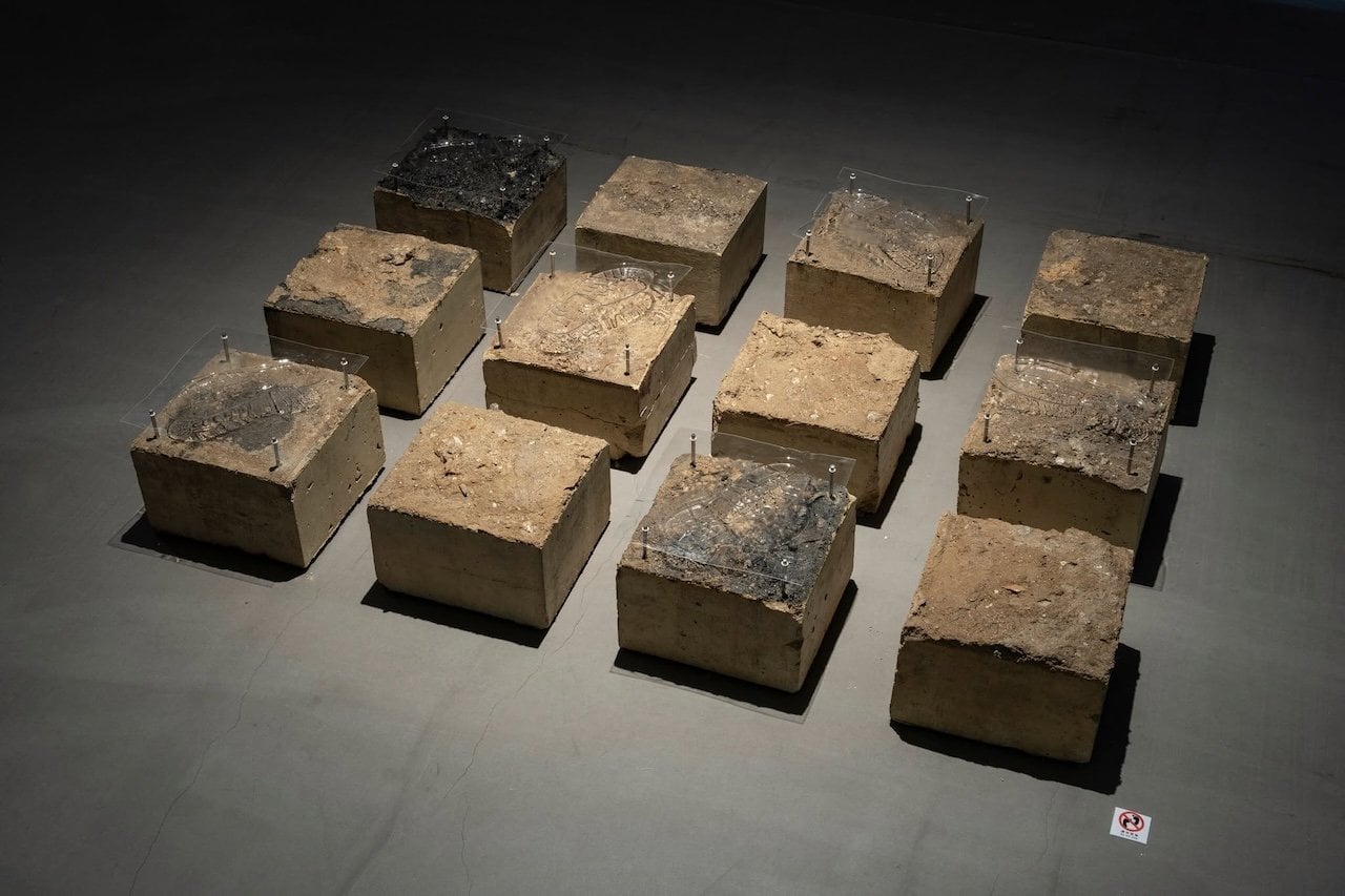 馬來西亞與吉隆坡建築團隊collab／社計手《一座扁平的島》。（圖／亞洲大學附屬現代美術館）