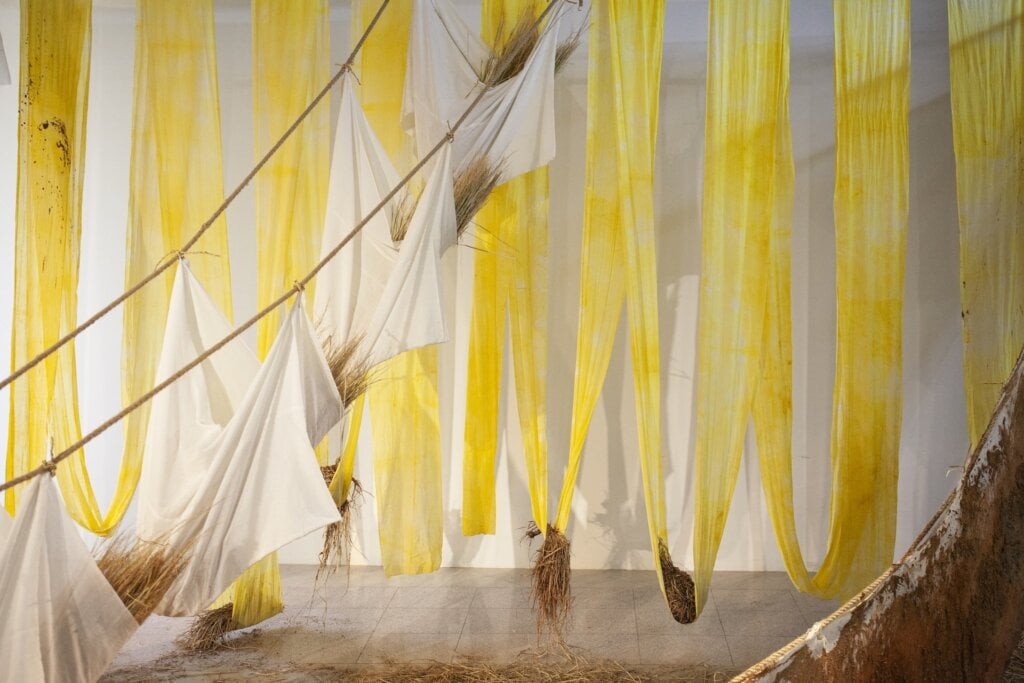 丹．李個展「36 Months of Loss」於首爾Art Sonje Center展出一景，2024。（藝術家、柏林Galerie Barbara Wien、Art Sonje Center提供，攝影／Seowon Nam）